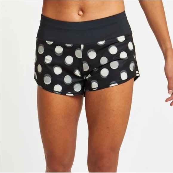 oiselle Pants - Oiselle Special Edition Roga Daring Dots Running Shorts Size 8